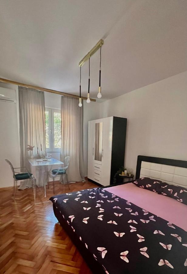 Tj Apartment Mostar Eksteriør bilde