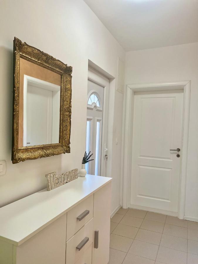 Tj Apartment Mostar Eksteriør bilde